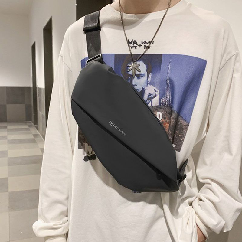 Fashionable Sleek Urban Bag